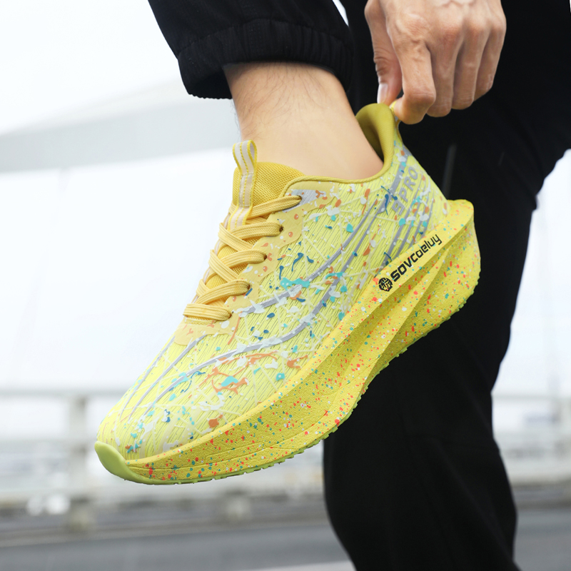 Buty do biegania, Damskie buty – Running Gear Ladies recenzja i cena