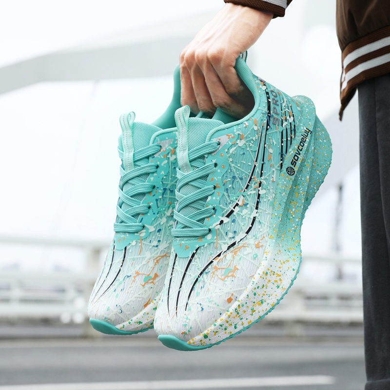 Buty do biegania, Damskie buty – Running Gear Ladies recenzja i cena