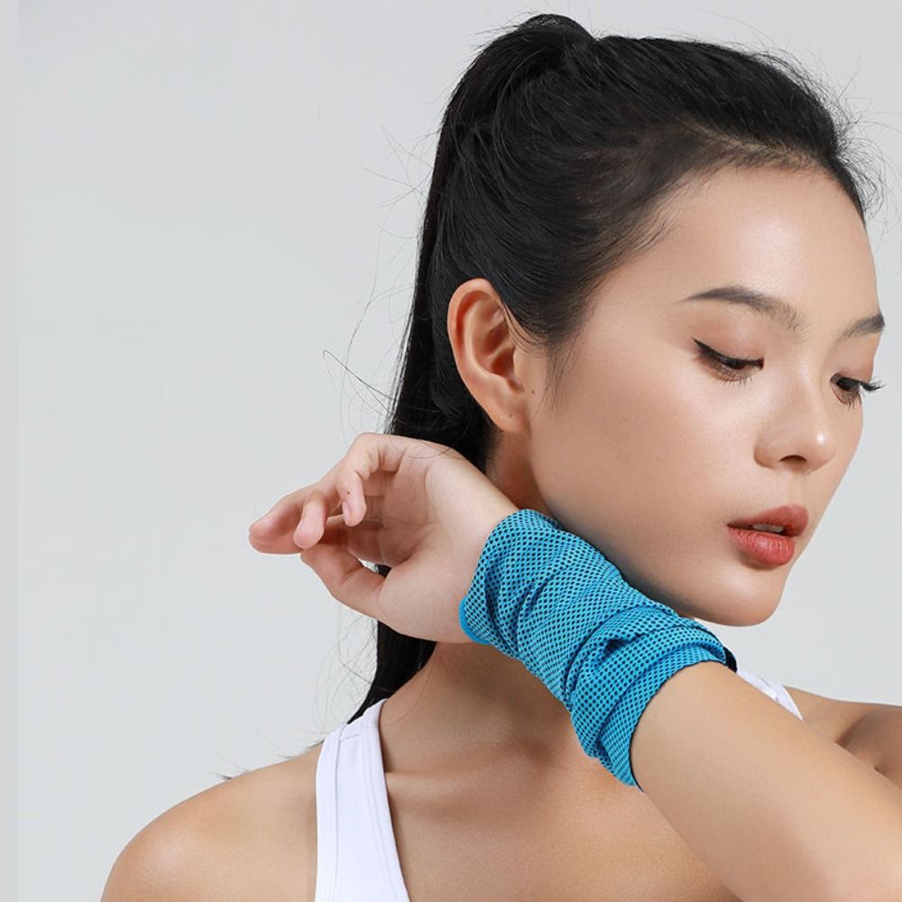 Poliestrowa opaska na nadgarst – Sweat Band Wrist recenzja i cena